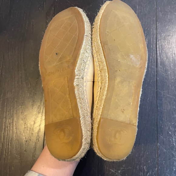 Chanel CC Cap Toe Espadrilles Beige & Black Lambskin Leather Size 38 shoe flat - Picture 11 of 15